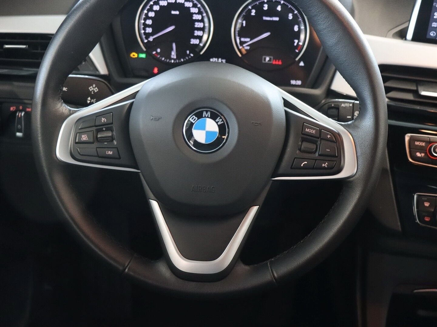 BMW X1 sDrive18i 