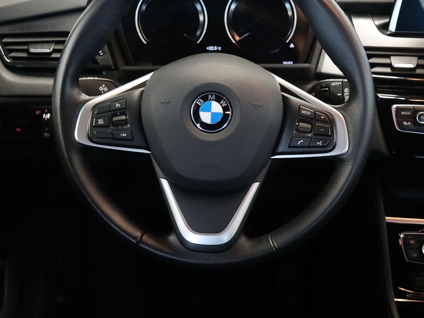 BMW 218i 