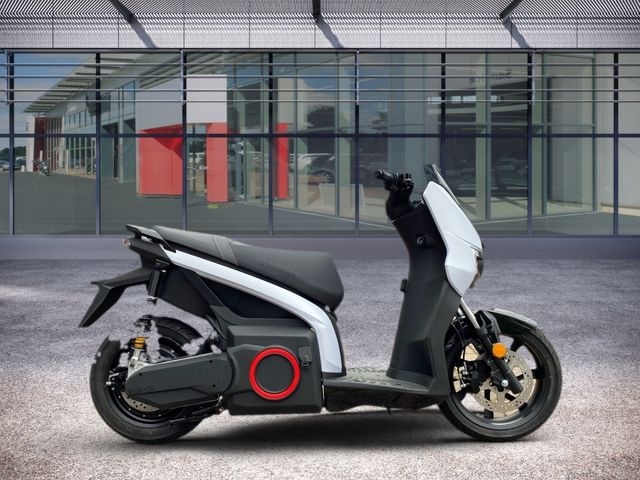 Seat Mo eScooter 125 LED Rückwärtsgang Elektro