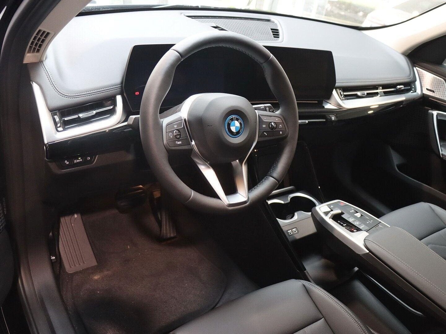 BMW iX1 xDrive30 xLine