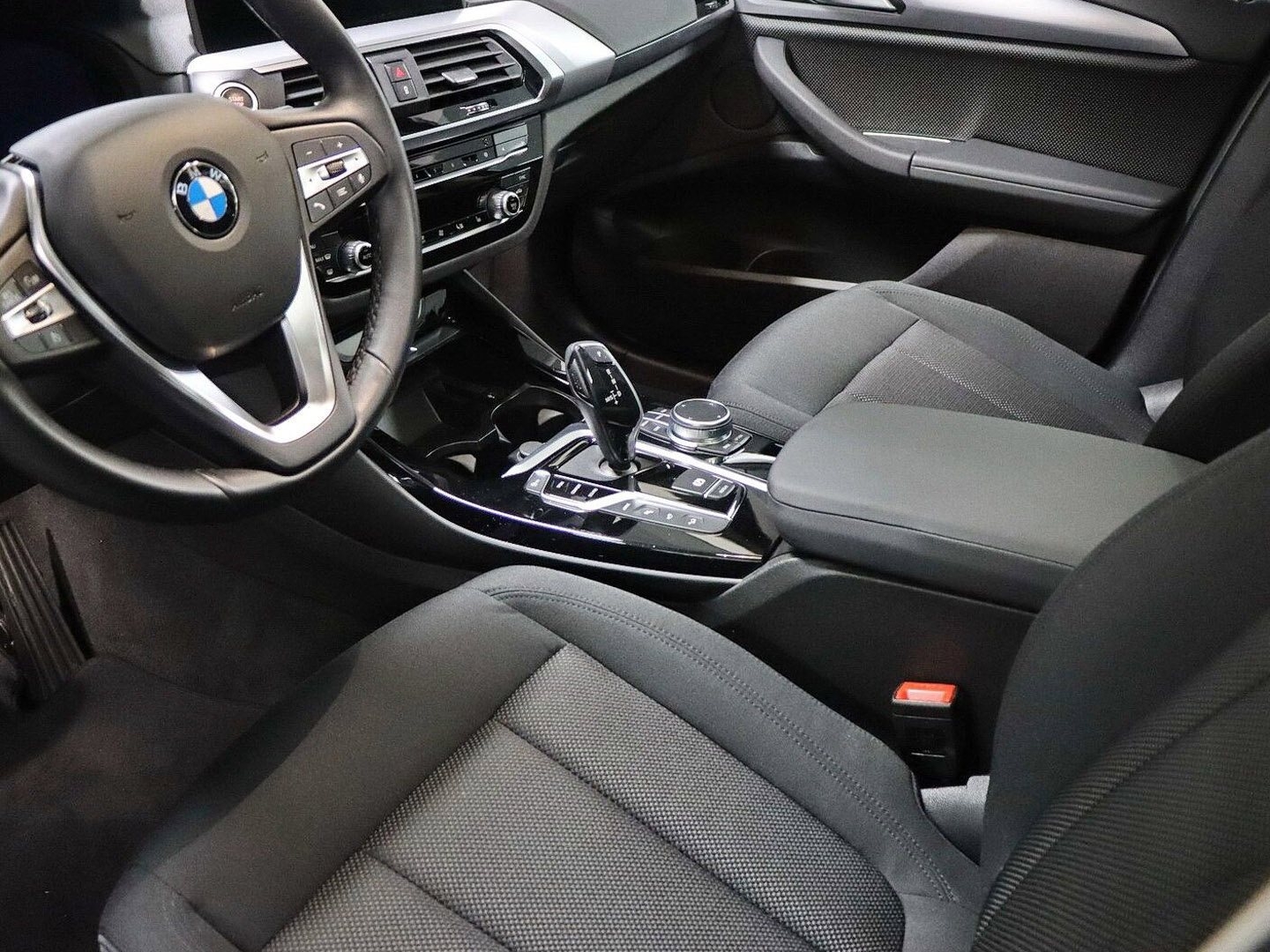 BMW X3 xDrive30e Advantage