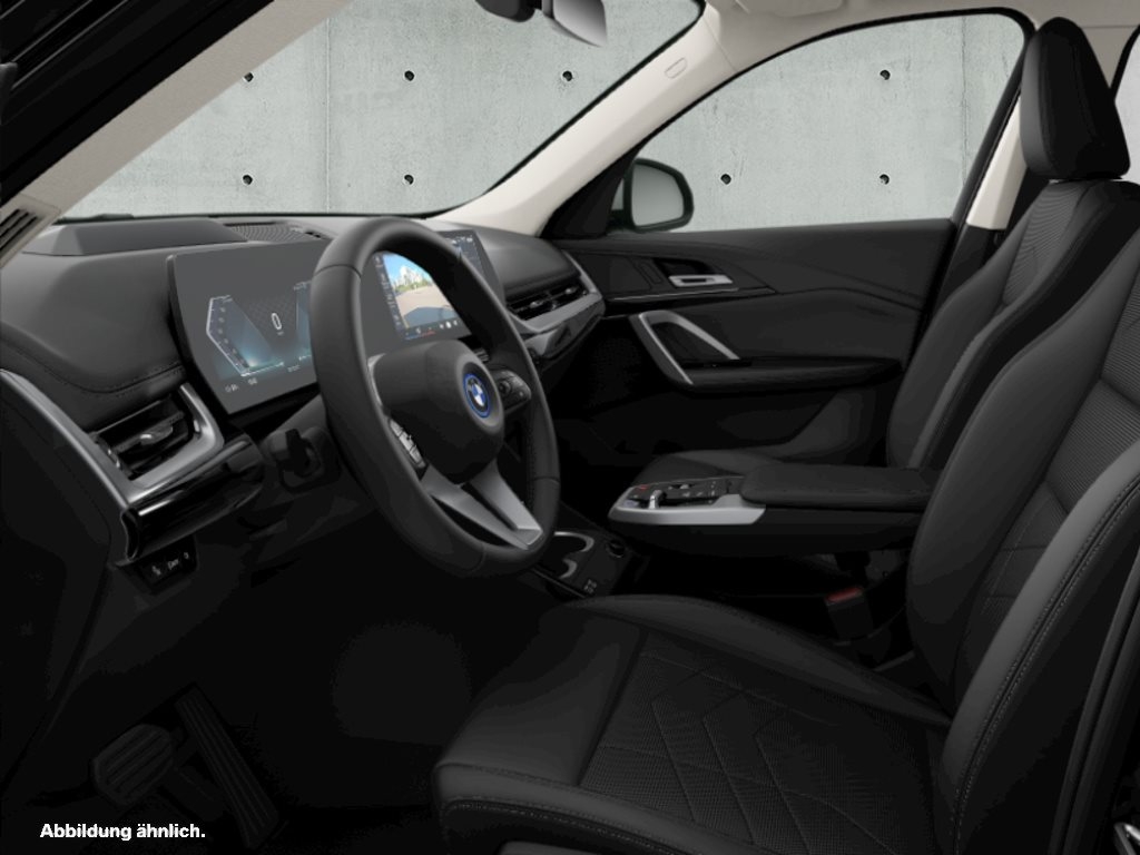 BMW iX1 eDrive20 xLine 'Frühlingssale'